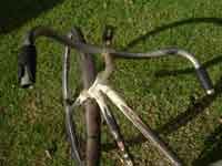 Handlebars and headstock